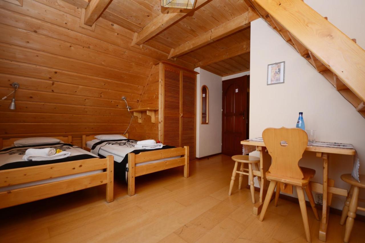 Dom Z Witrazami Apartment บุโควินา ทัตซานสกา ภายนอก รูปภาพ