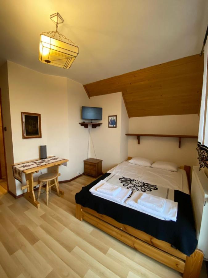 Dom Z Witrazami Apartment บุโควินา ทัตซานสกา ภายนอก รูปภาพ