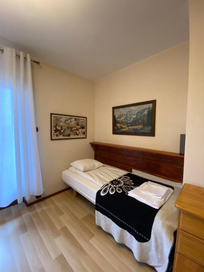 Dom Z Witrazami Apartment บุโควินา ทัตซานสกา ภายนอก รูปภาพ